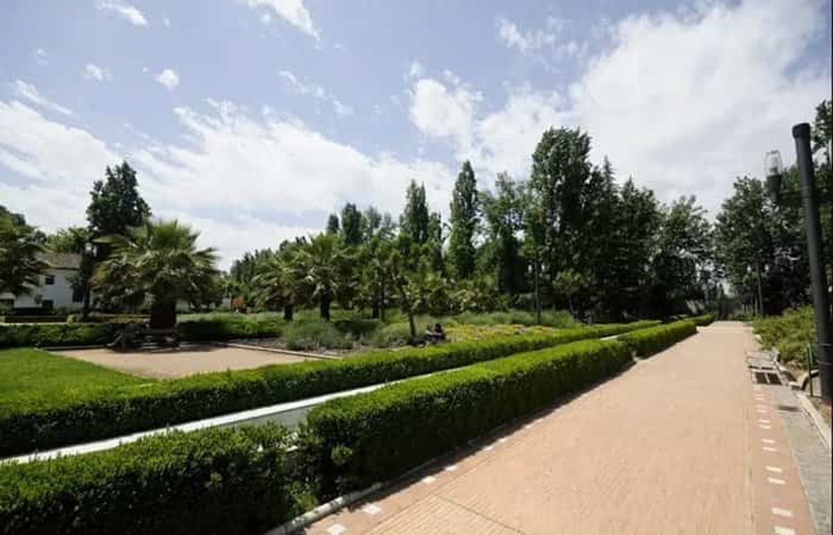 Dónde hacer ejercicio al aire libre en Granada